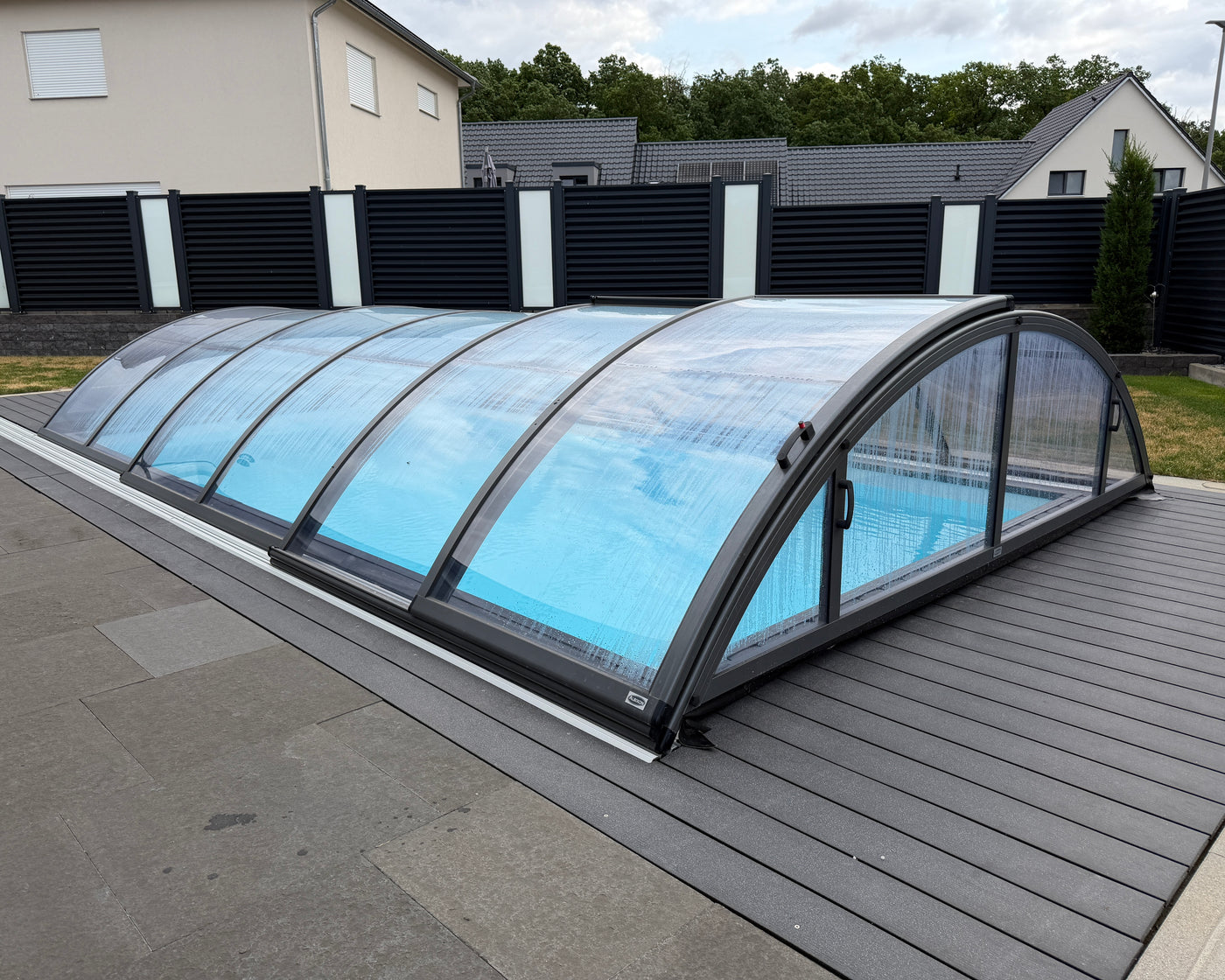 Polypropylen-Pool in zeitlosem Design